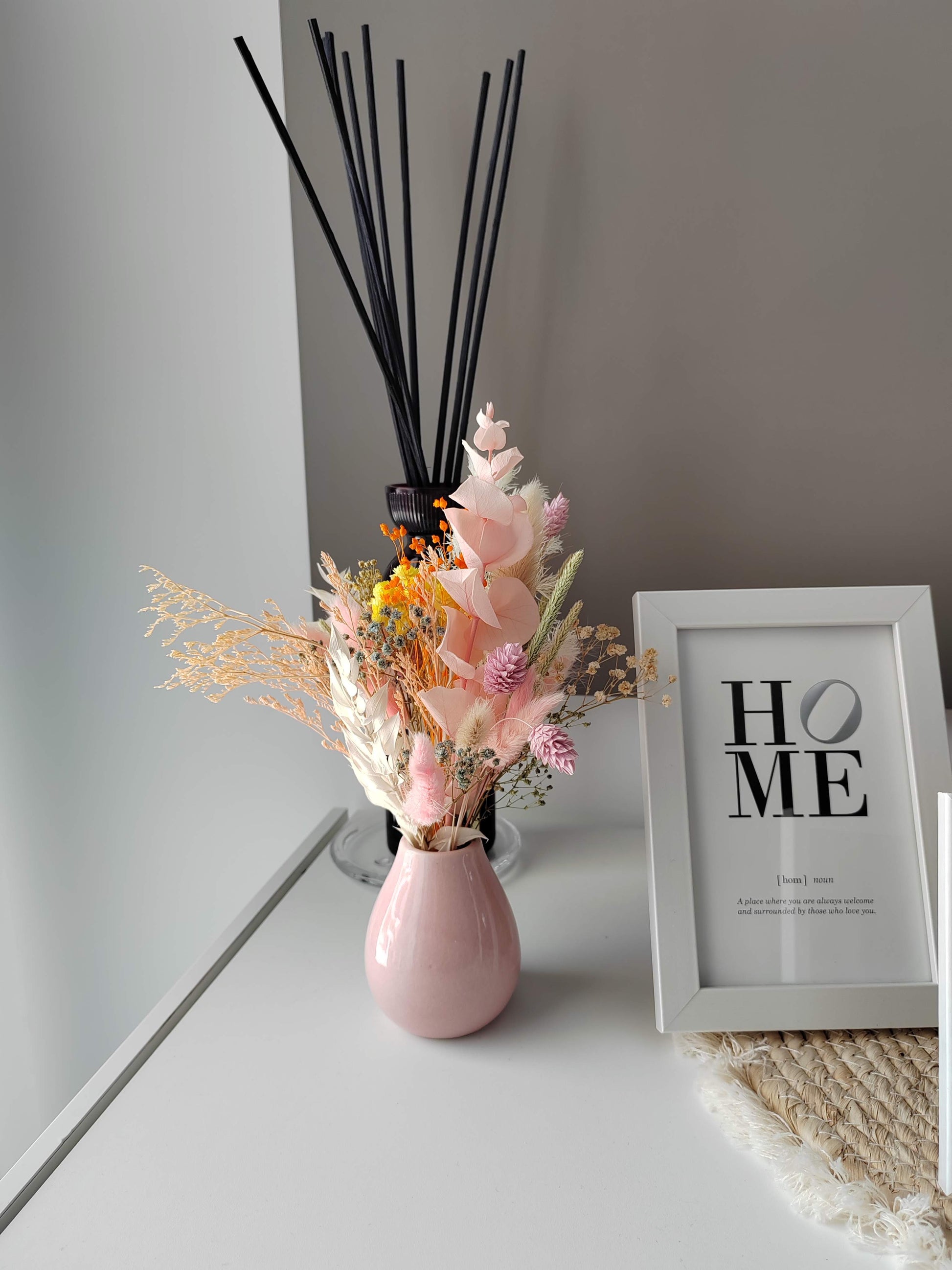 Dried flower pink vase home