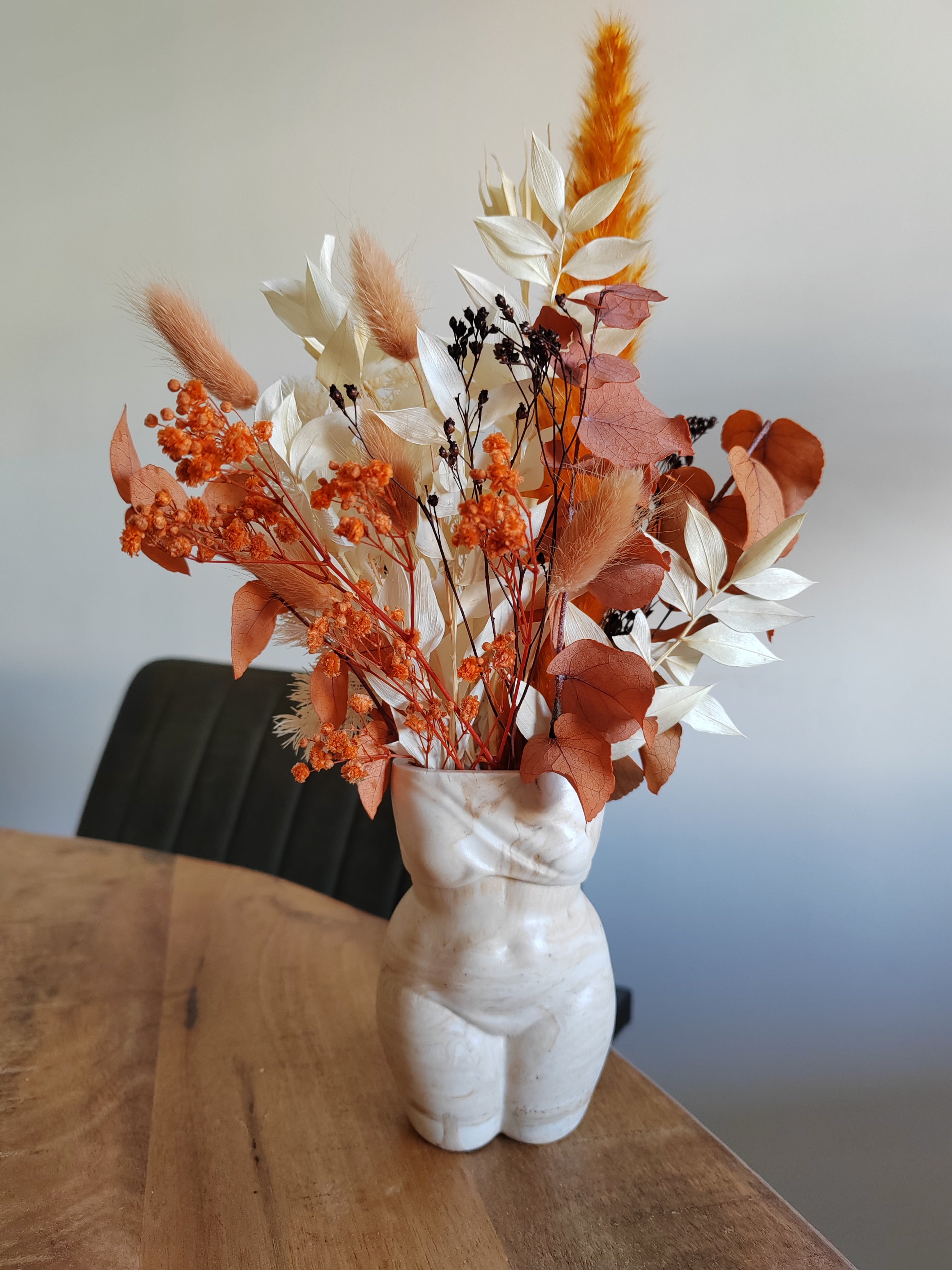 Silhoutte vase Terra