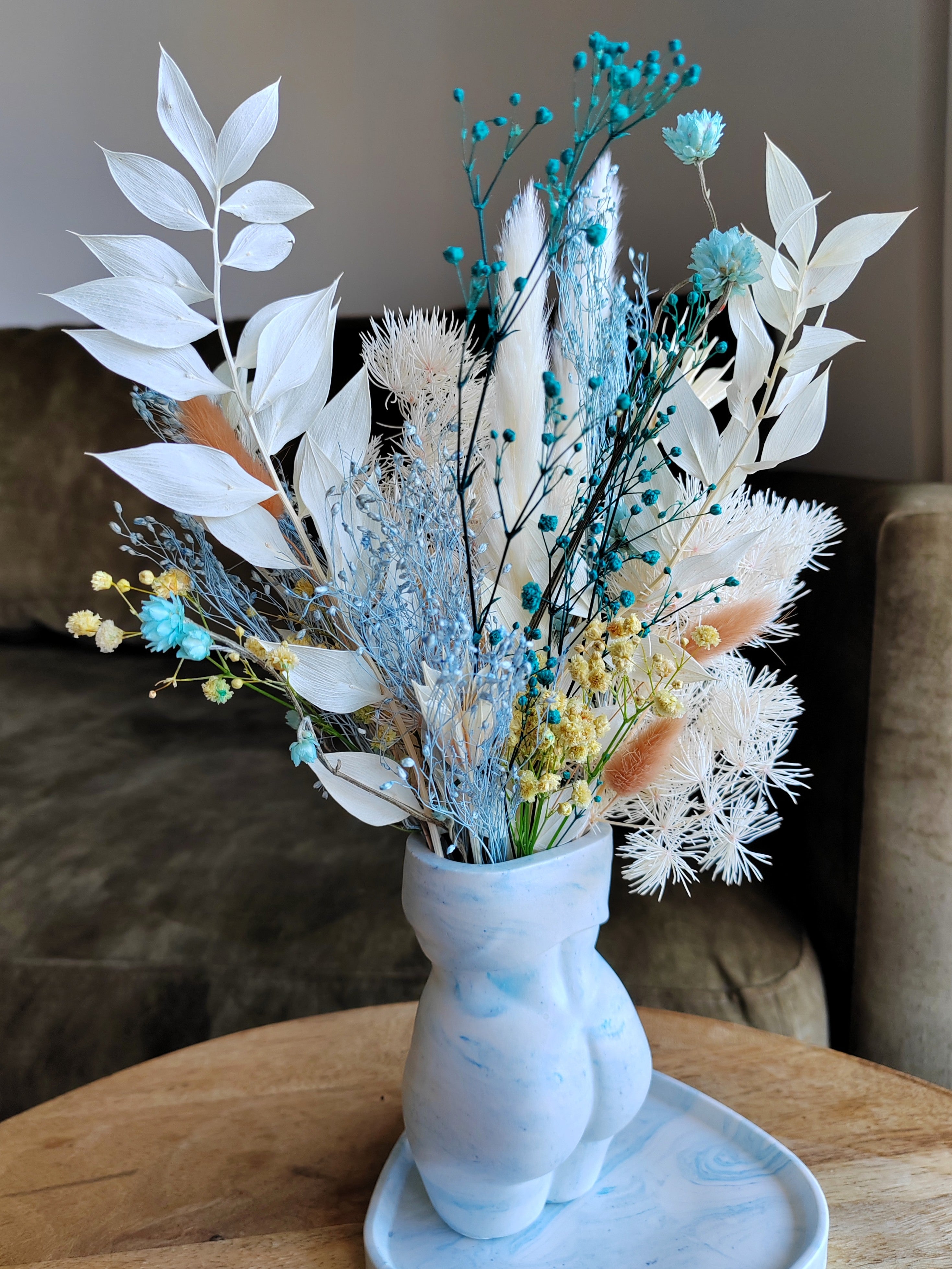 Silhoutte vase Mykonos Muse
