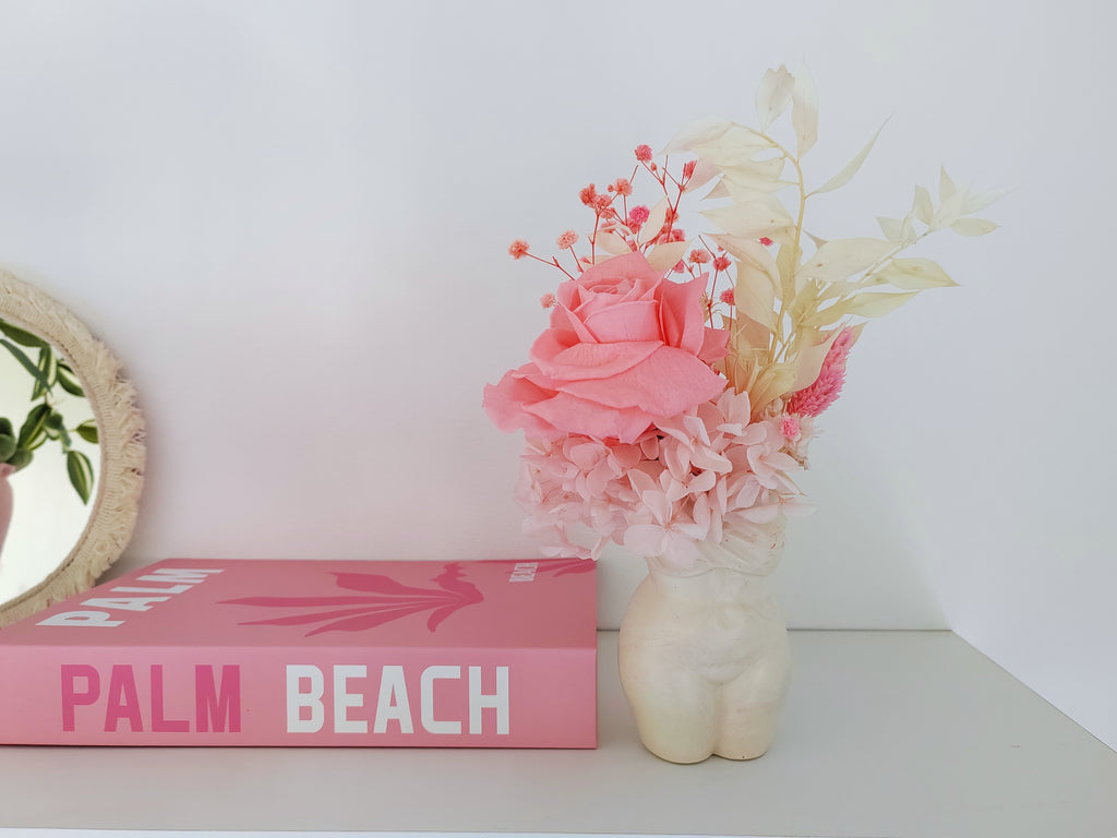 Silhoutte vase Flora