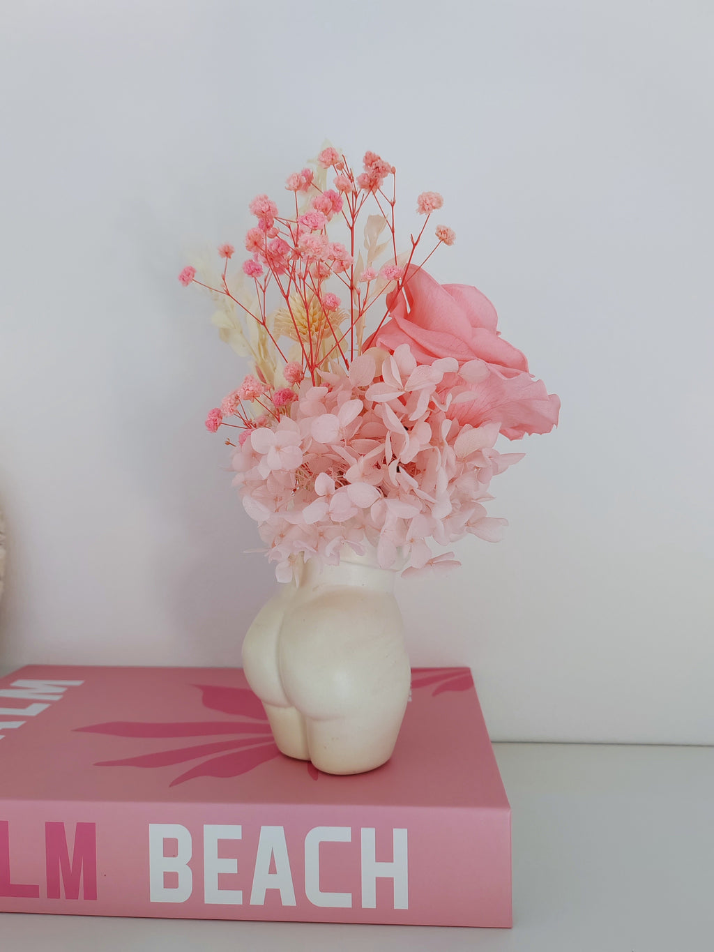 Silhoutte vase Flora