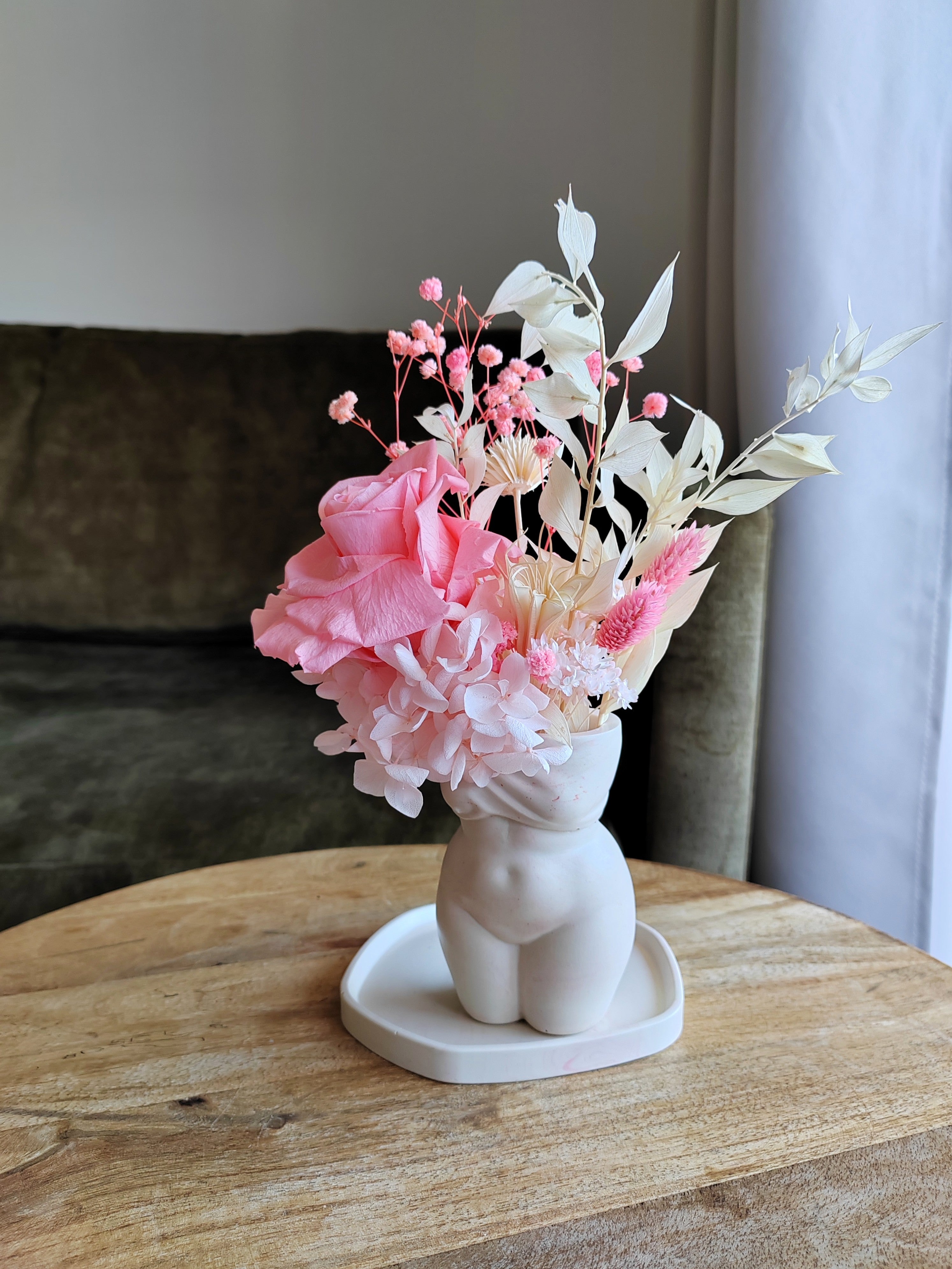 Silhoutte vase Flora