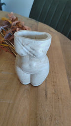 Silhoutte vase Terra