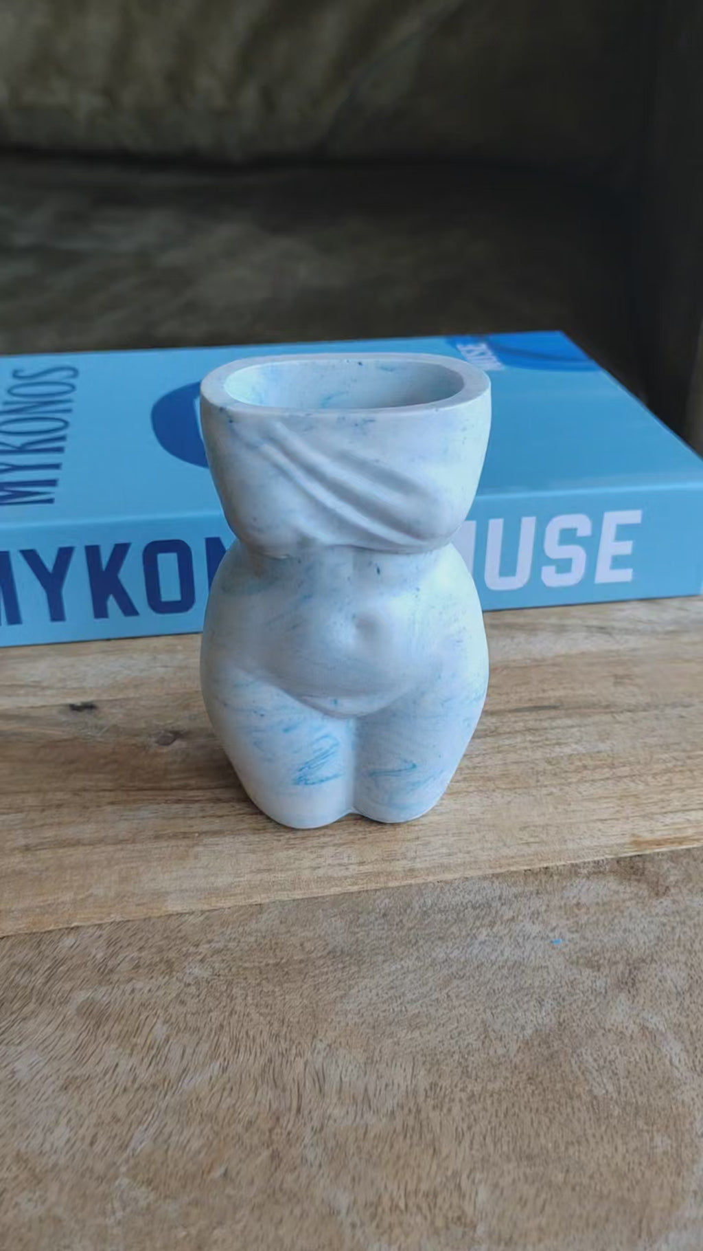 Silhoutte vase Mykonos Muse